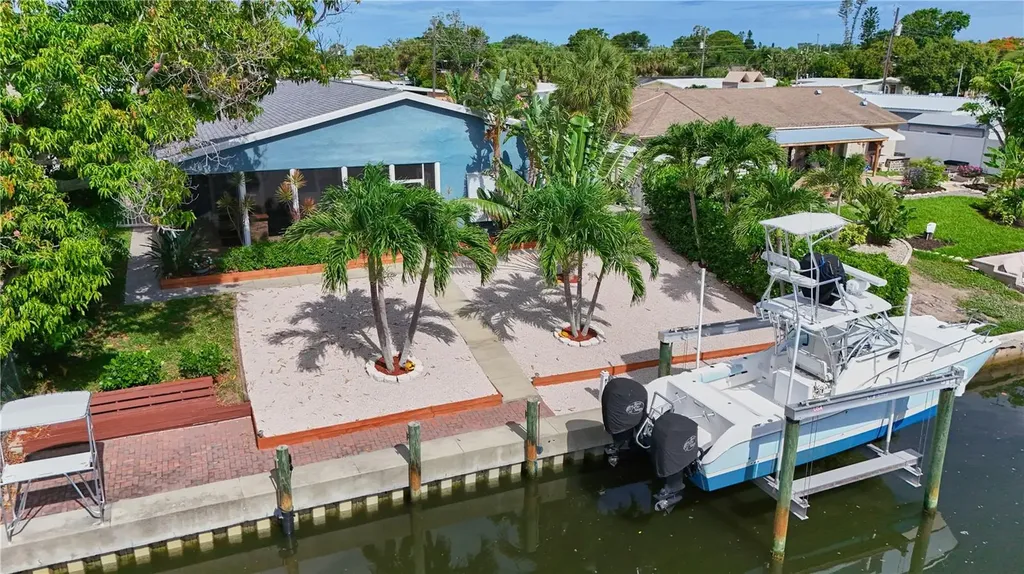 6811 Georgia Avenue Bradenton FL 34207