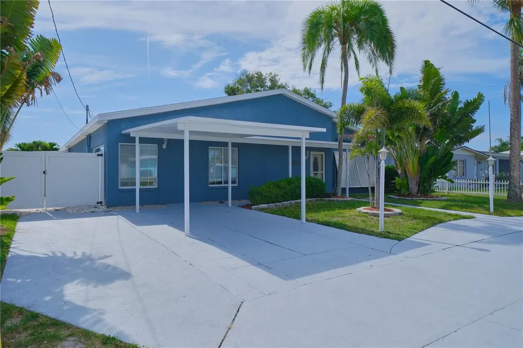 6811 Georgia Avenue Bradenton FL 34207