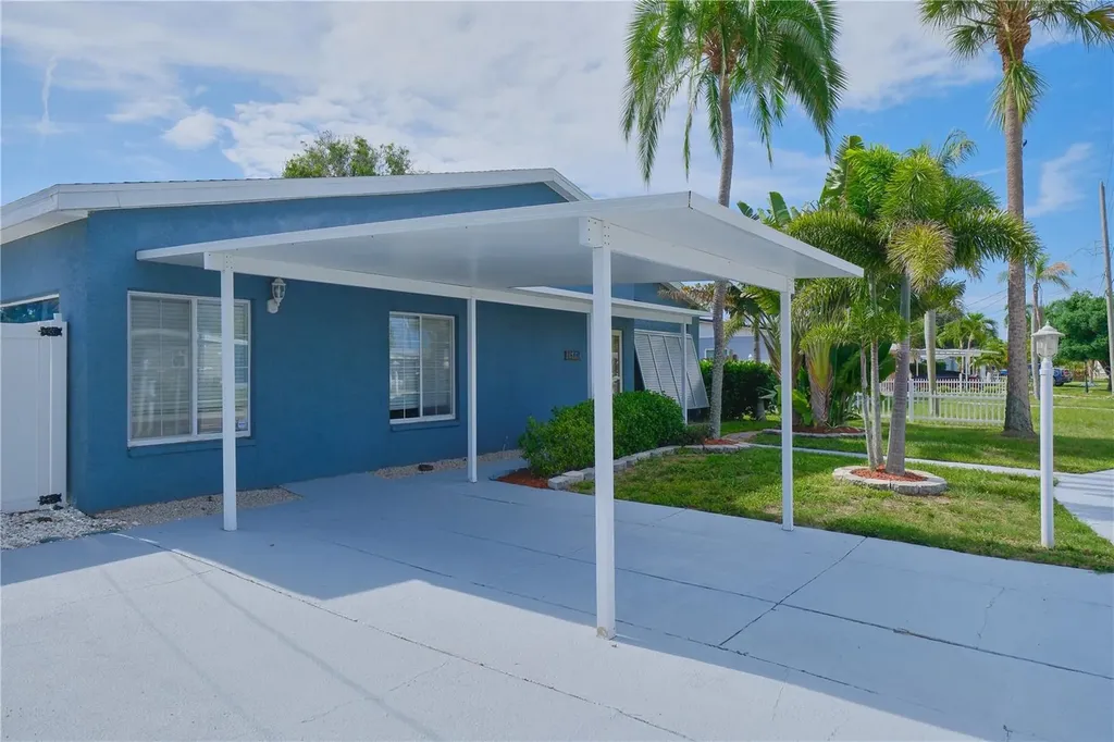6811 Georgia Avenue Bradenton FL 34207