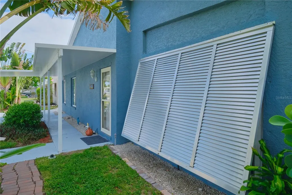 6811 Georgia Avenue Bradenton FL 34207