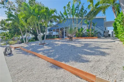 6811 Georgia Avenue Bradenton FL 34207