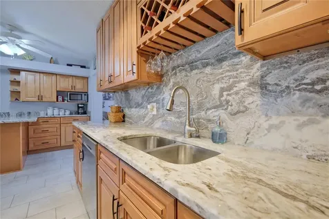 6811 Georgia Avenue Bradenton FL 34207