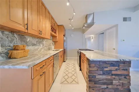 6811 Georgia Avenue Bradenton FL 34207