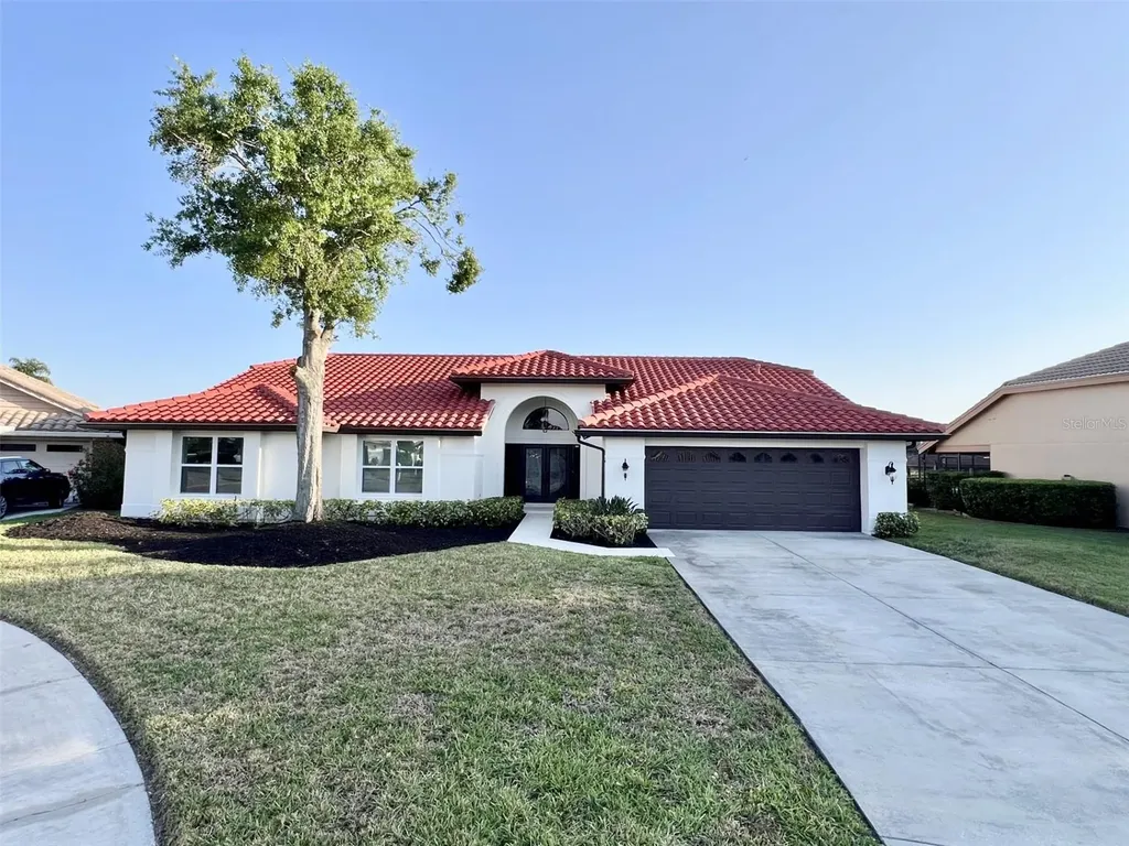 4804 Longwater Way Tampa FL 33615