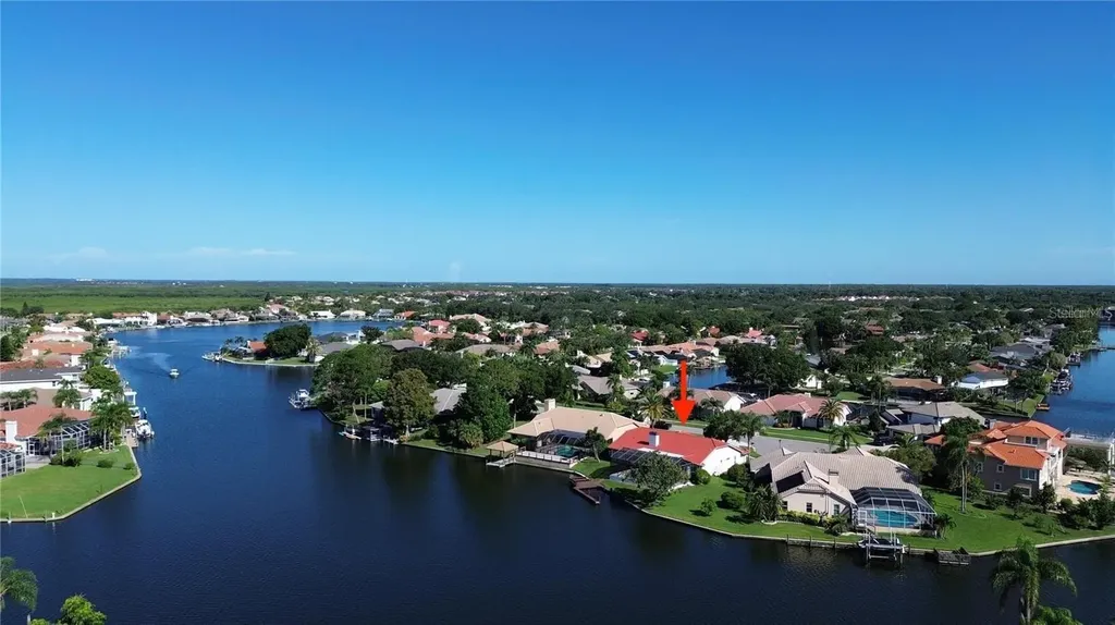 4804 Longwater Way Tampa FL 33615