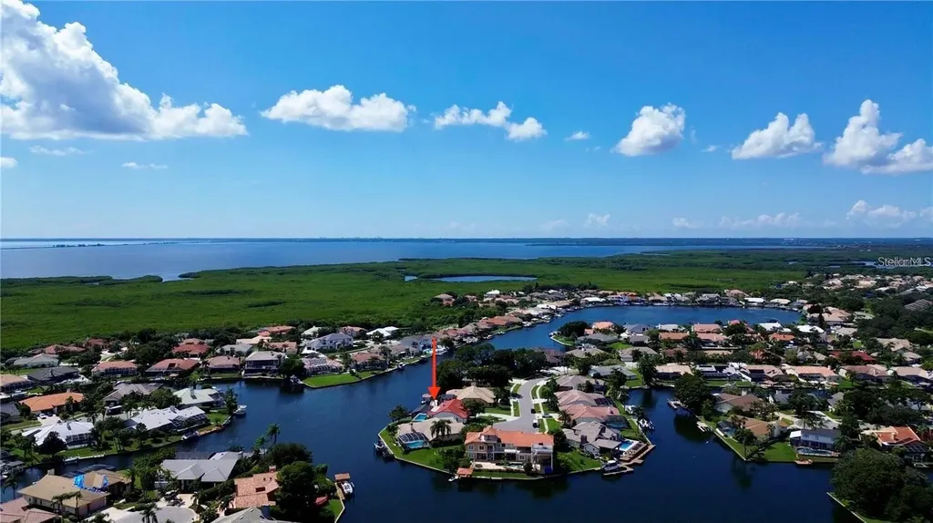 4804 Longwater Way Tampa FL 33615