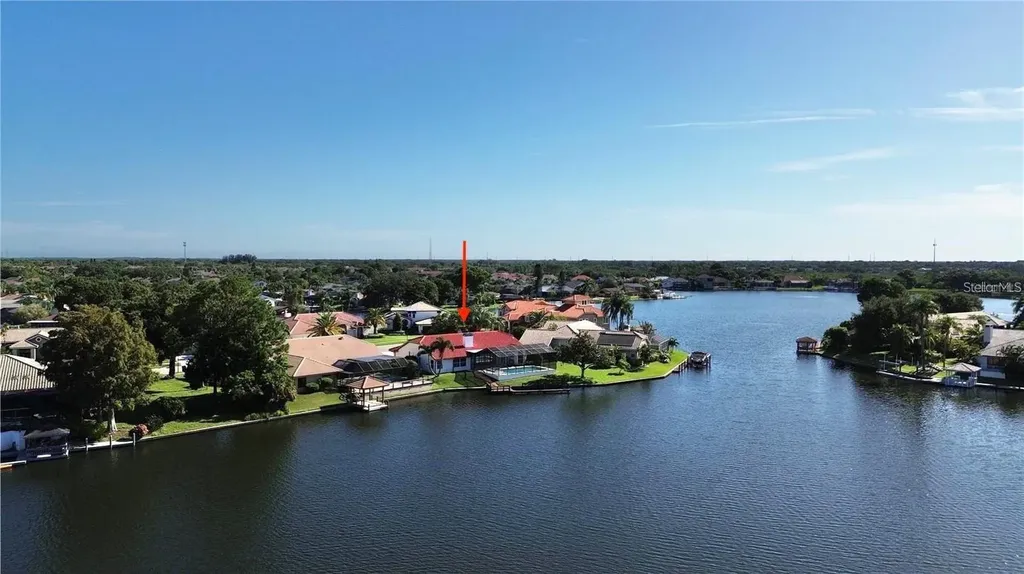 4804 Longwater Way Tampa FL 33615