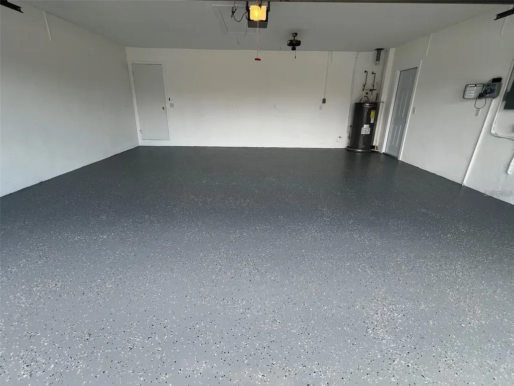 4804 Longwater Way Tampa FL 33615