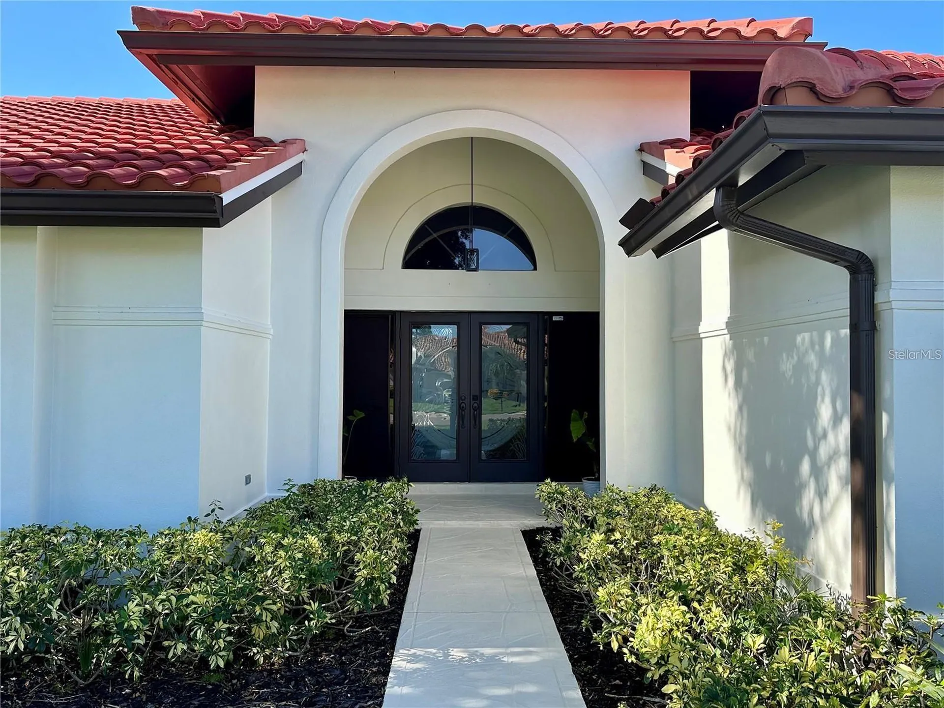 4804 Longwater Way Tampa FL 33615