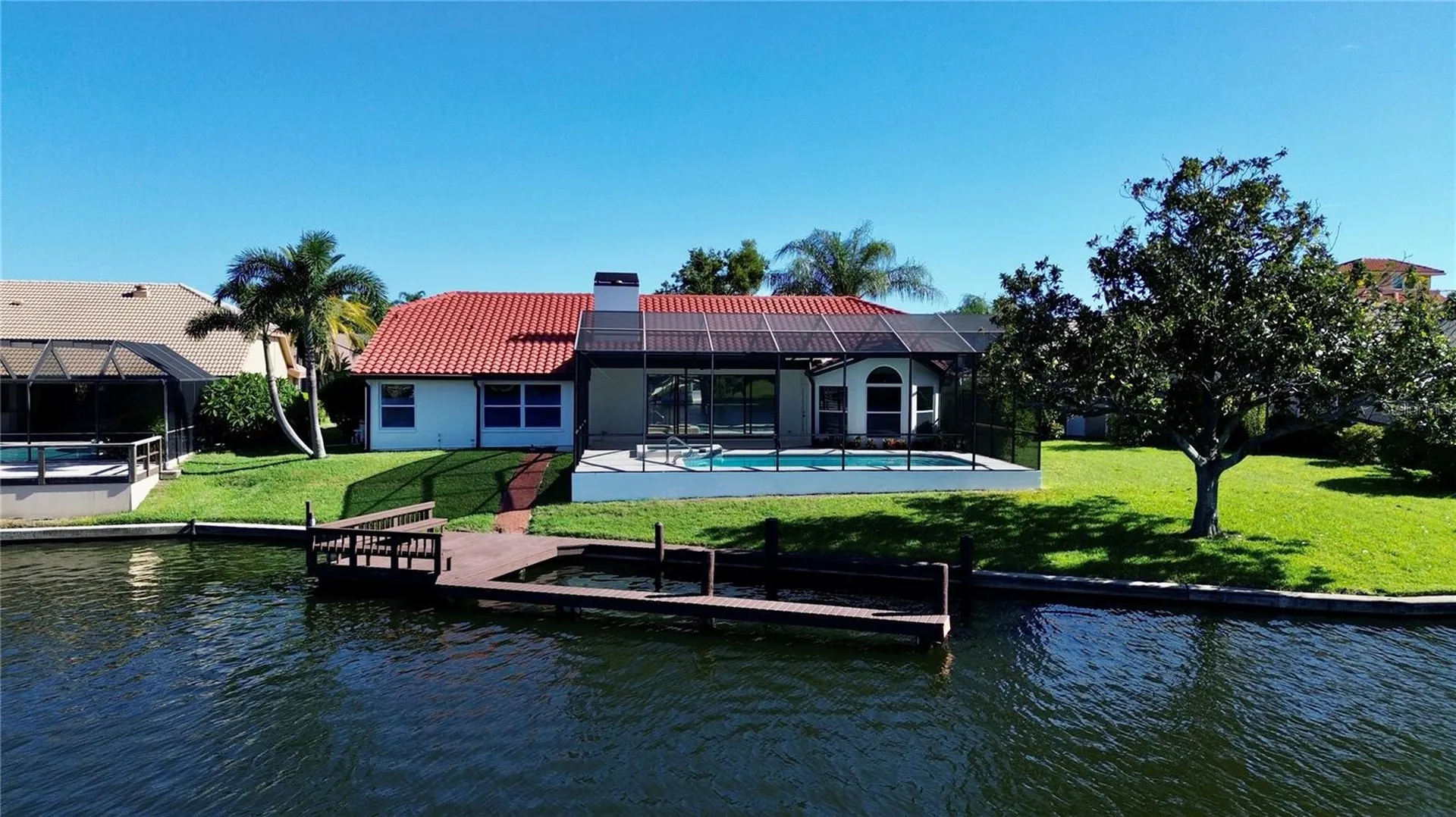 4804 Longwater Way Tampa FL 33615