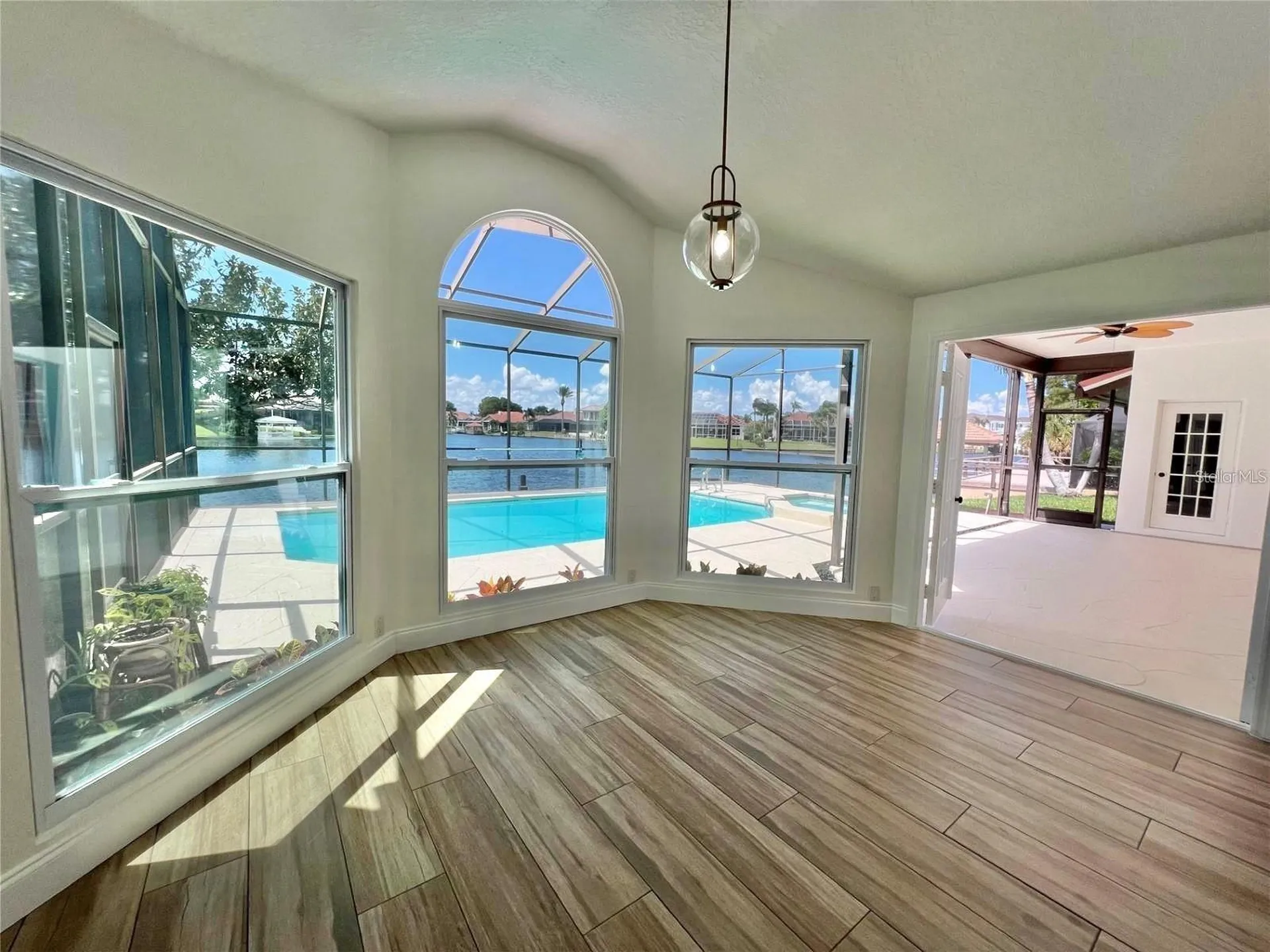 4804 Longwater Way Tampa FL 33615