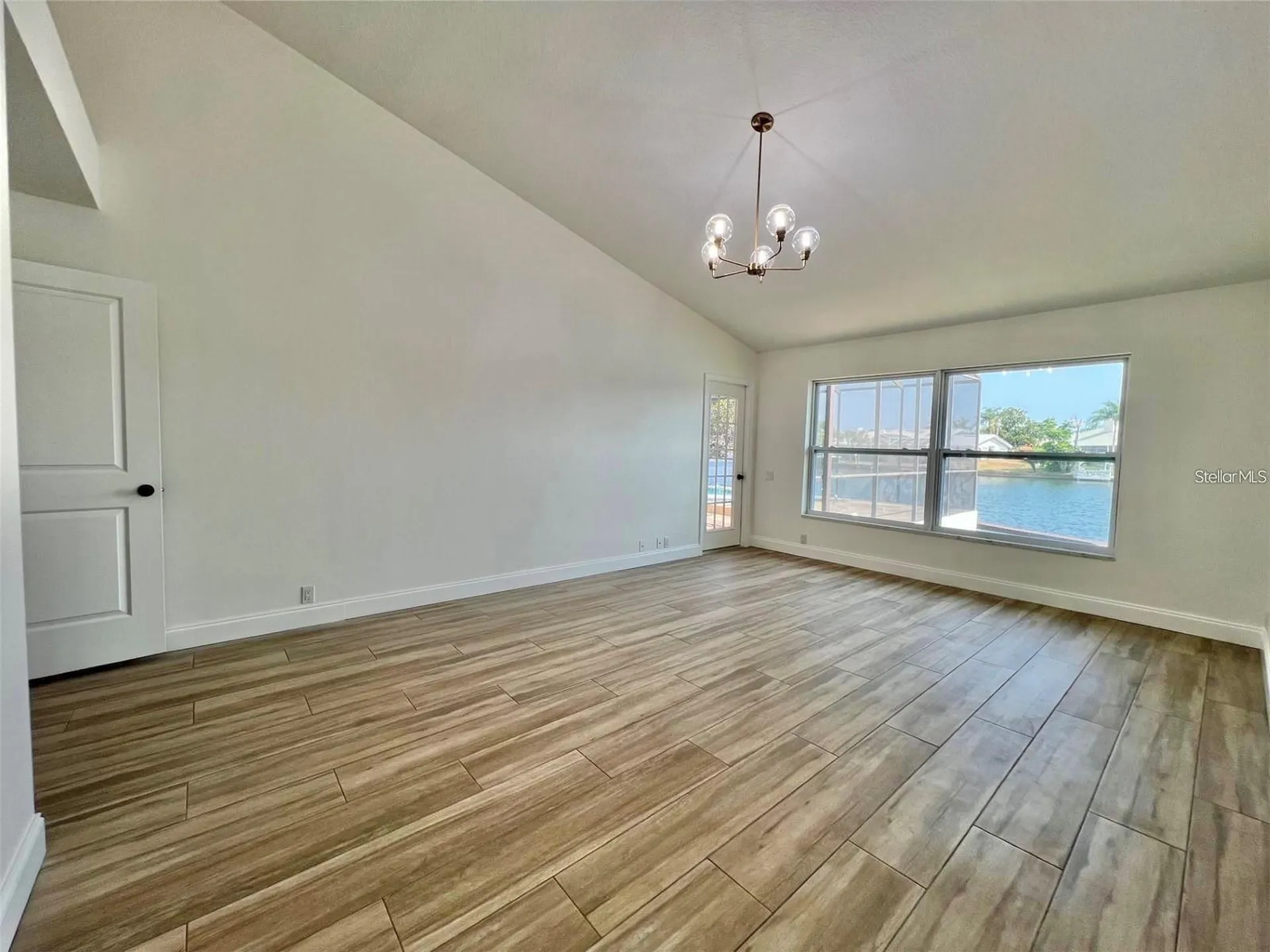 4804 Longwater Way Tampa FL 33615