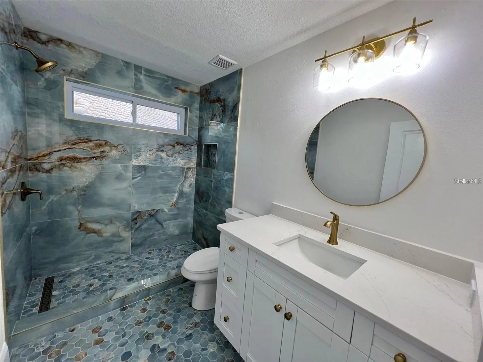 4804 Longwater Way Tampa FL 33615