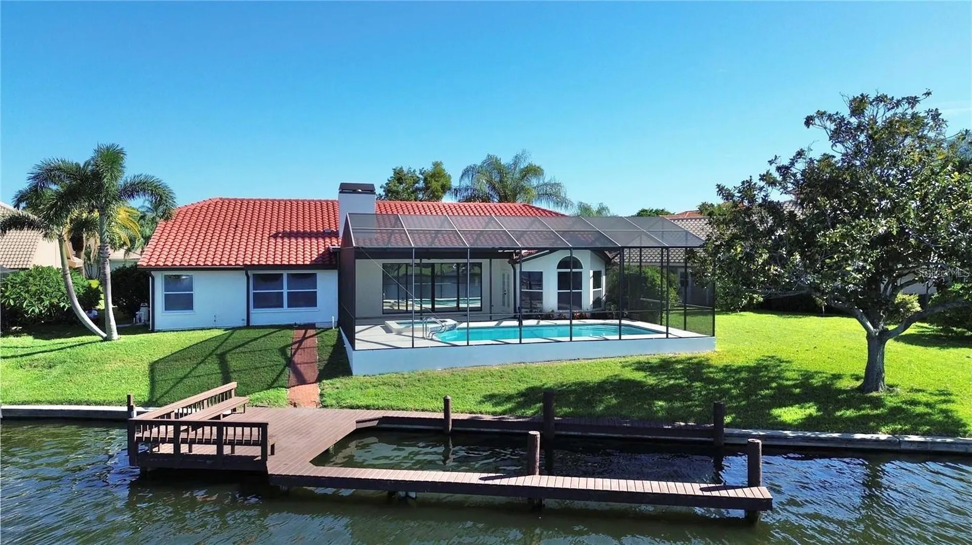 4804 Longwater Way Tampa FL 33615