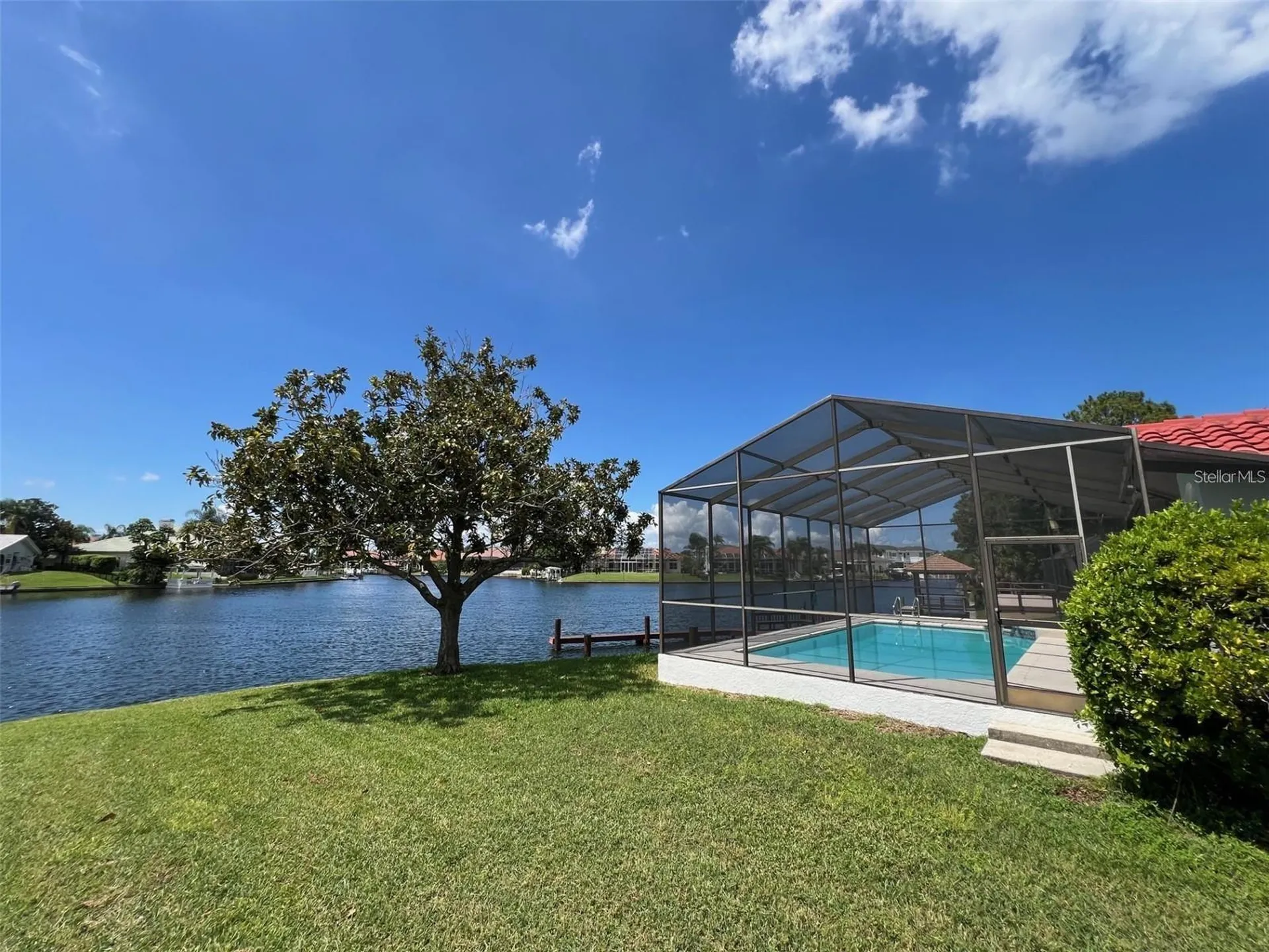 4804 Longwater Way Tampa FL 33615