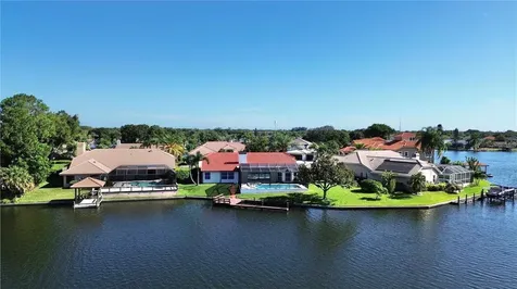 4804 Longwater Way Tampa FL 33615