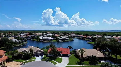 4804 Longwater Way Tampa FL 33615