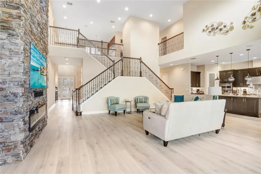 32450 Talimena Loop Wesley Chapel FL 33543