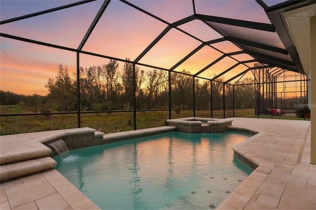 32450 Talimena Loop Wesley Chapel FL 33543