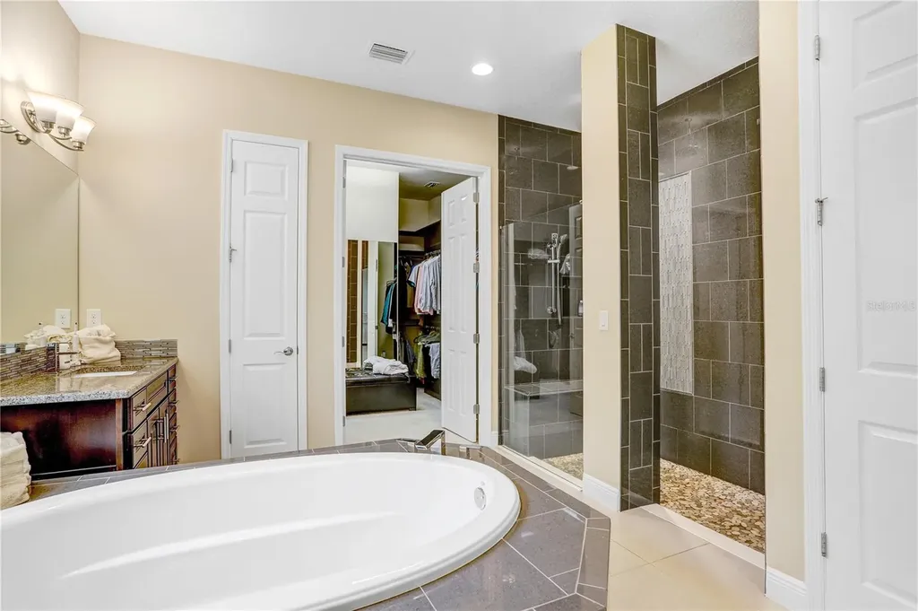 32450 Talimena Loop Wesley Chapel FL 33543