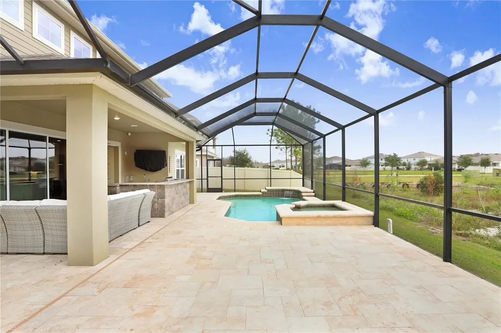 32450 Talimena Loop Wesley Chapel FL 33543