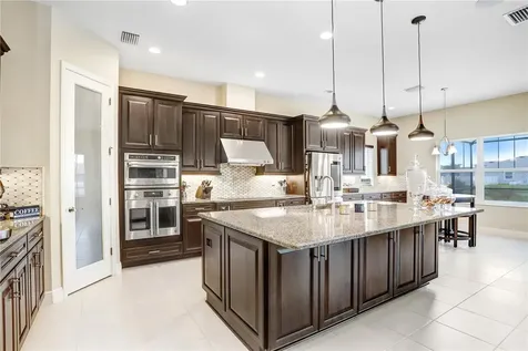 32450 Talimena Loop Wesley Chapel FL 33543