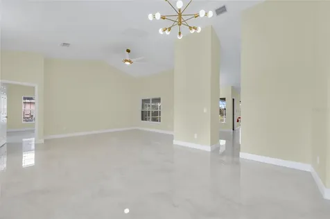 11206 Crooked River Ct Court Clermont FL 34711