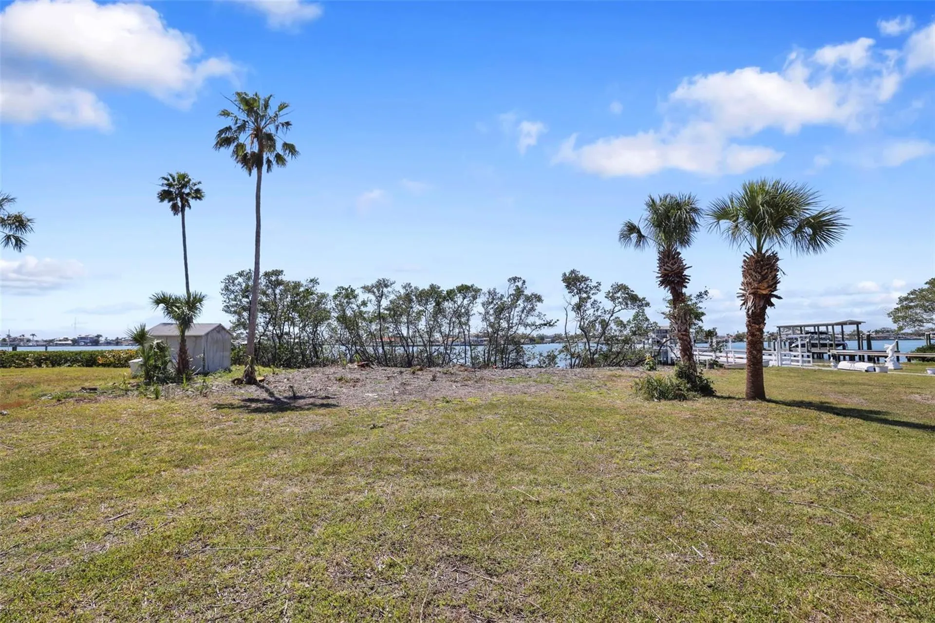 636 Sunset Drive S St Petersburg FL 33707