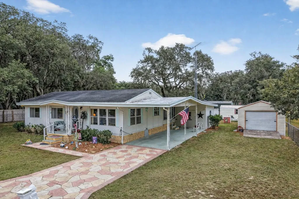 9950 SE 169th Street Summerfield FL 34491
