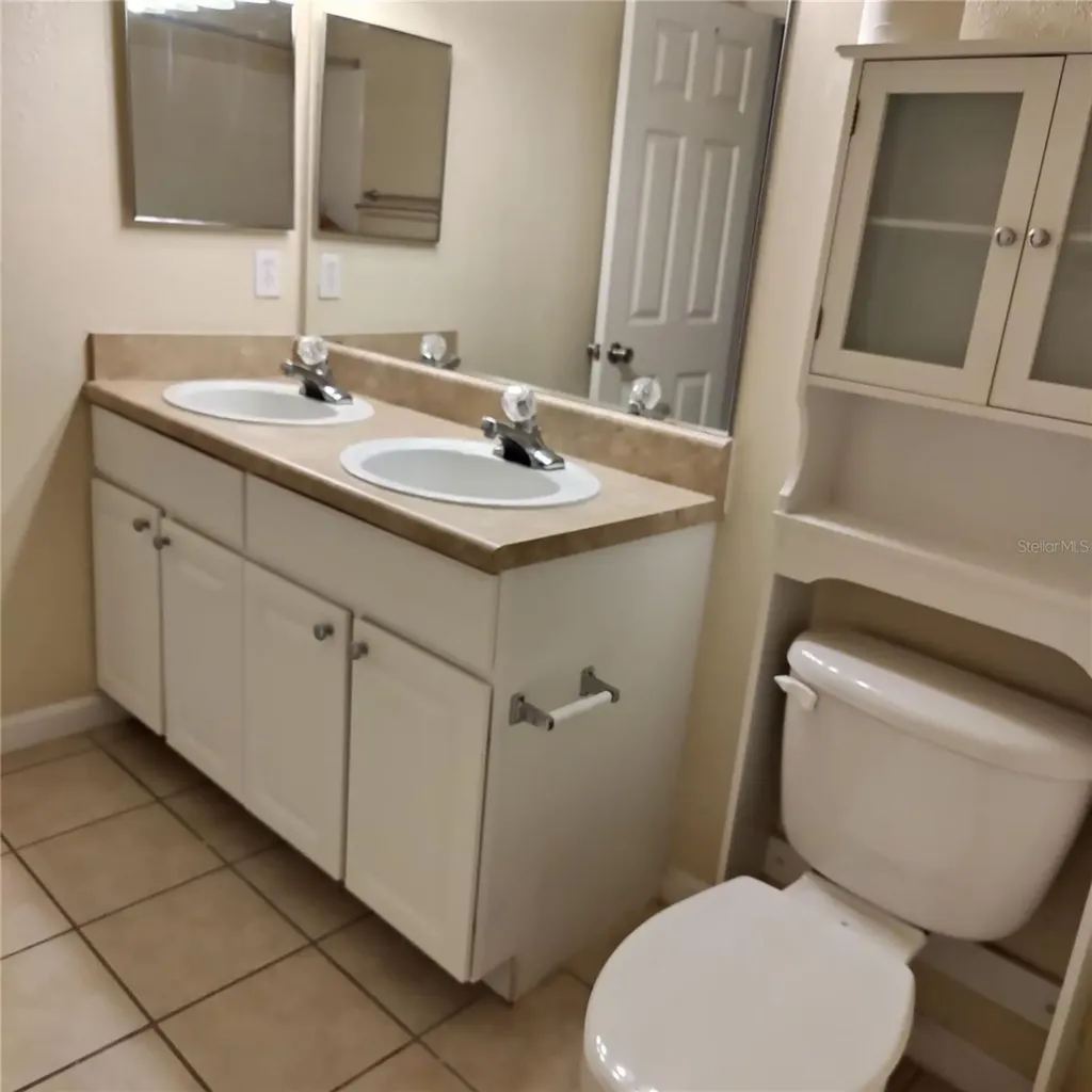 4961 NW 43rd Avenue Gainesville FL 32606