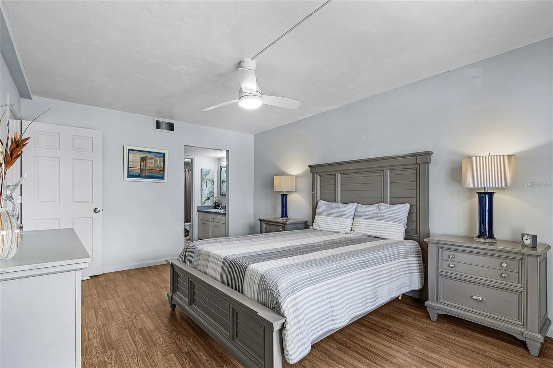 3831 SE 11th Place Cape Coral FL 33904