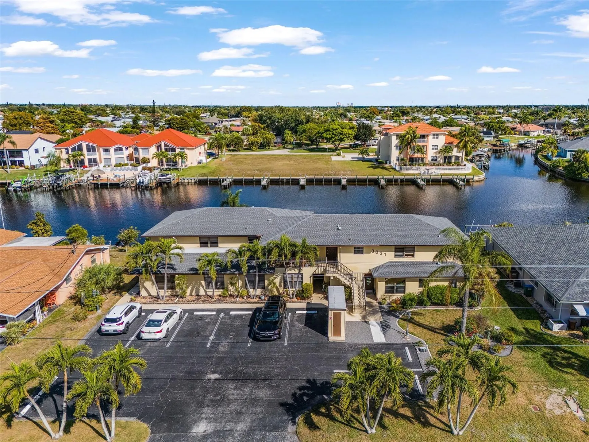 3831 SE 11th Place Cape Coral FL 33904