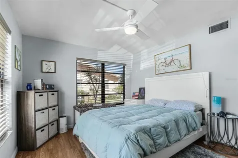 3831 SE 11th Place Cape Coral FL 33904