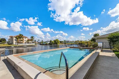 3831 SE 11th Place Cape Coral FL 33904