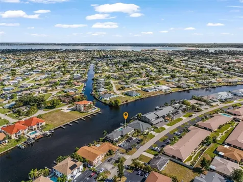 3831 SE 11th Place Cape Coral FL 33904