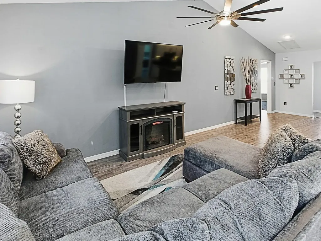 8686 SE 158th Street Summerfield FL 34491