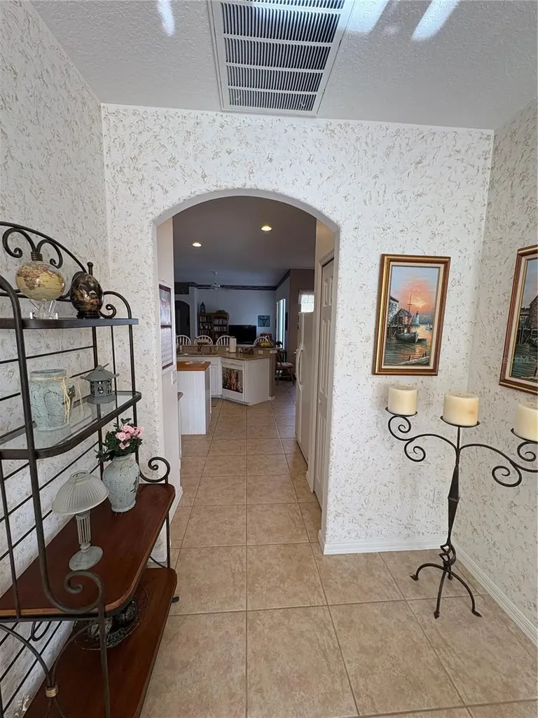 232 Via Mariel East Drive Davenport FL 33896