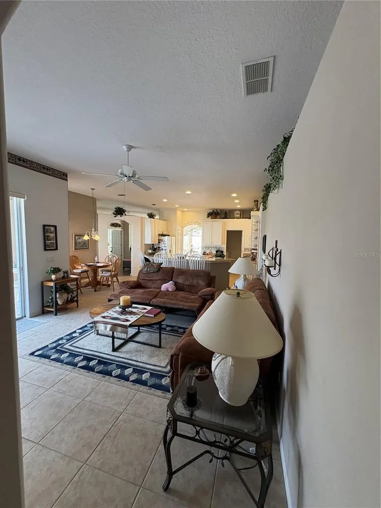 232 Via Mariel East Drive Davenport FL 33896