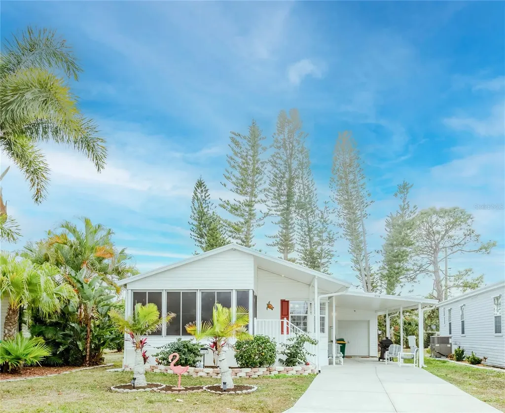 2100 Kings Highway Port Charlotte FL 33980