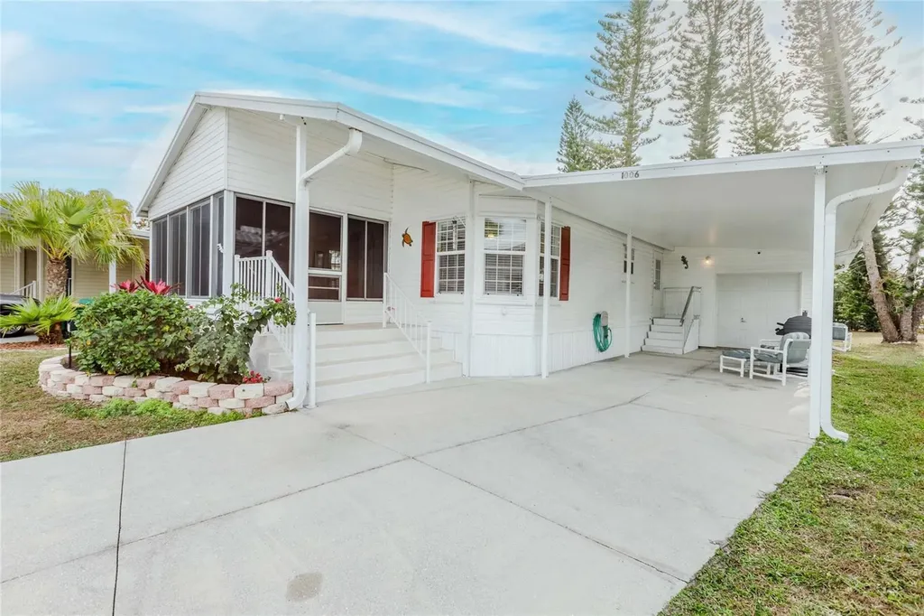 2100 Kings Highway Port Charlotte FL 33980