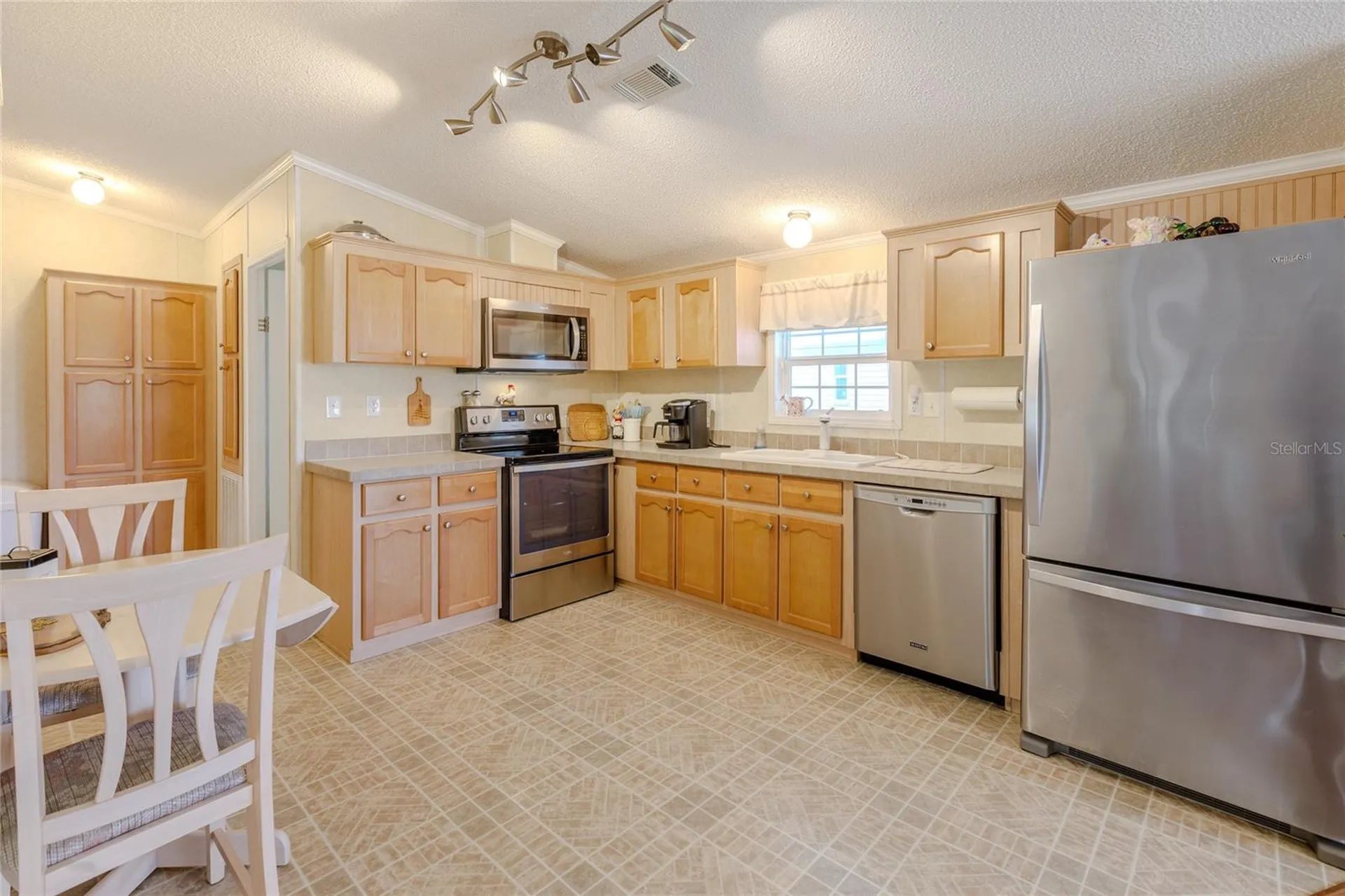 2100 Kings Highway Port Charlotte FL 33980