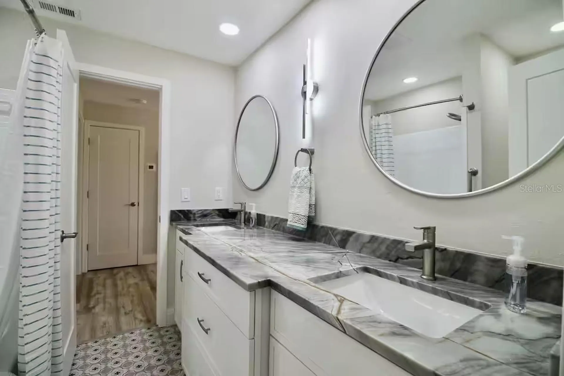 3174 Jennings Drive Sarasota FL 34239