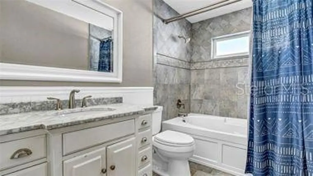 173 Foxcroft Dr E. Palm Harbor FL 34683