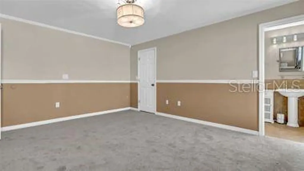 173 Foxcroft Dr E. Palm Harbor FL 34683