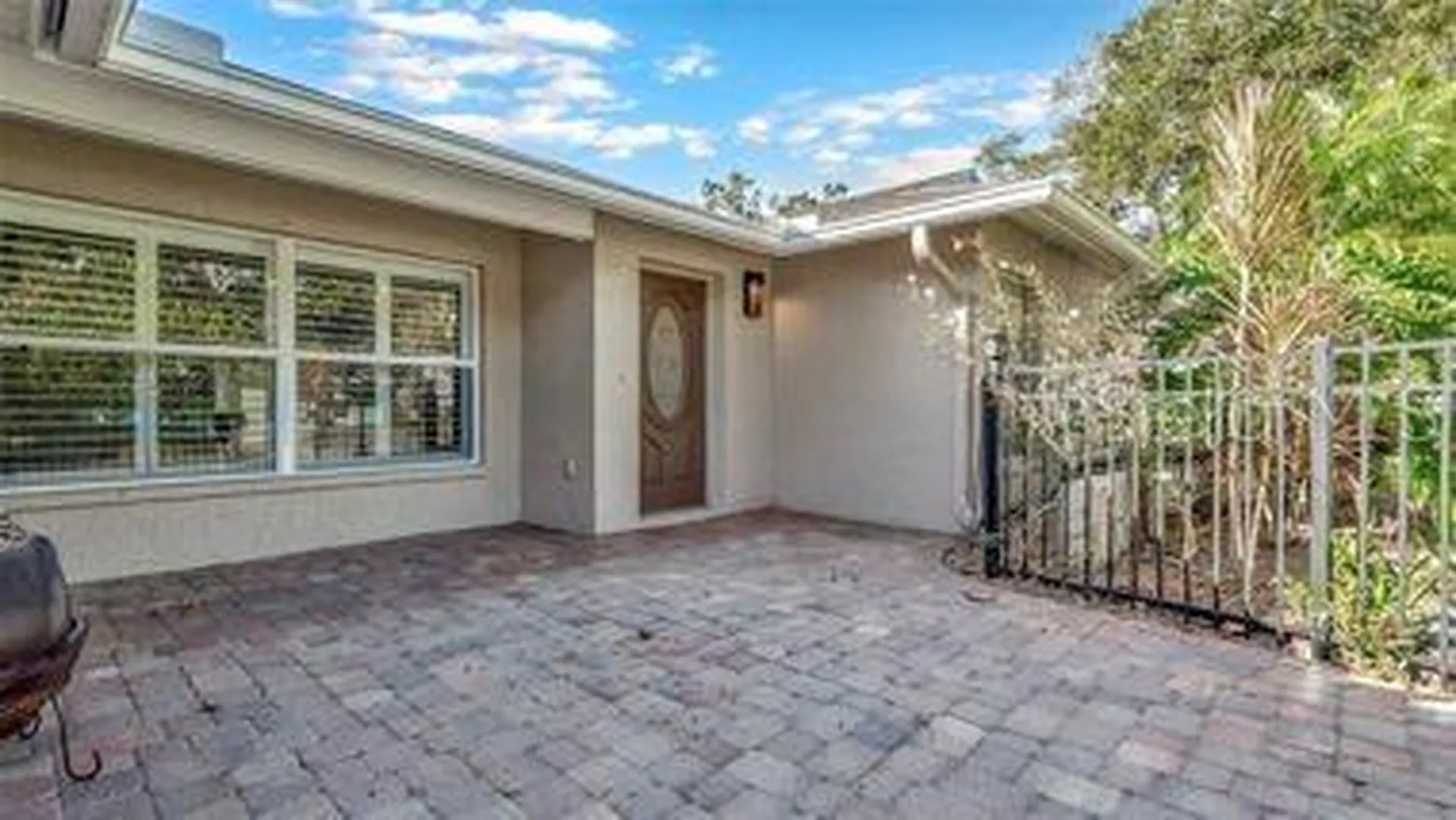 173 Foxcroft Dr E. Palm Harbor FL 34683