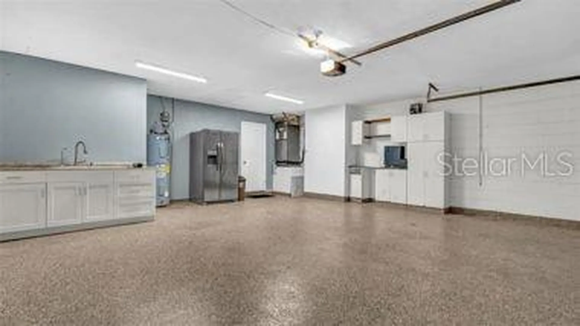 173 Foxcroft Dr E. Palm Harbor FL 34683