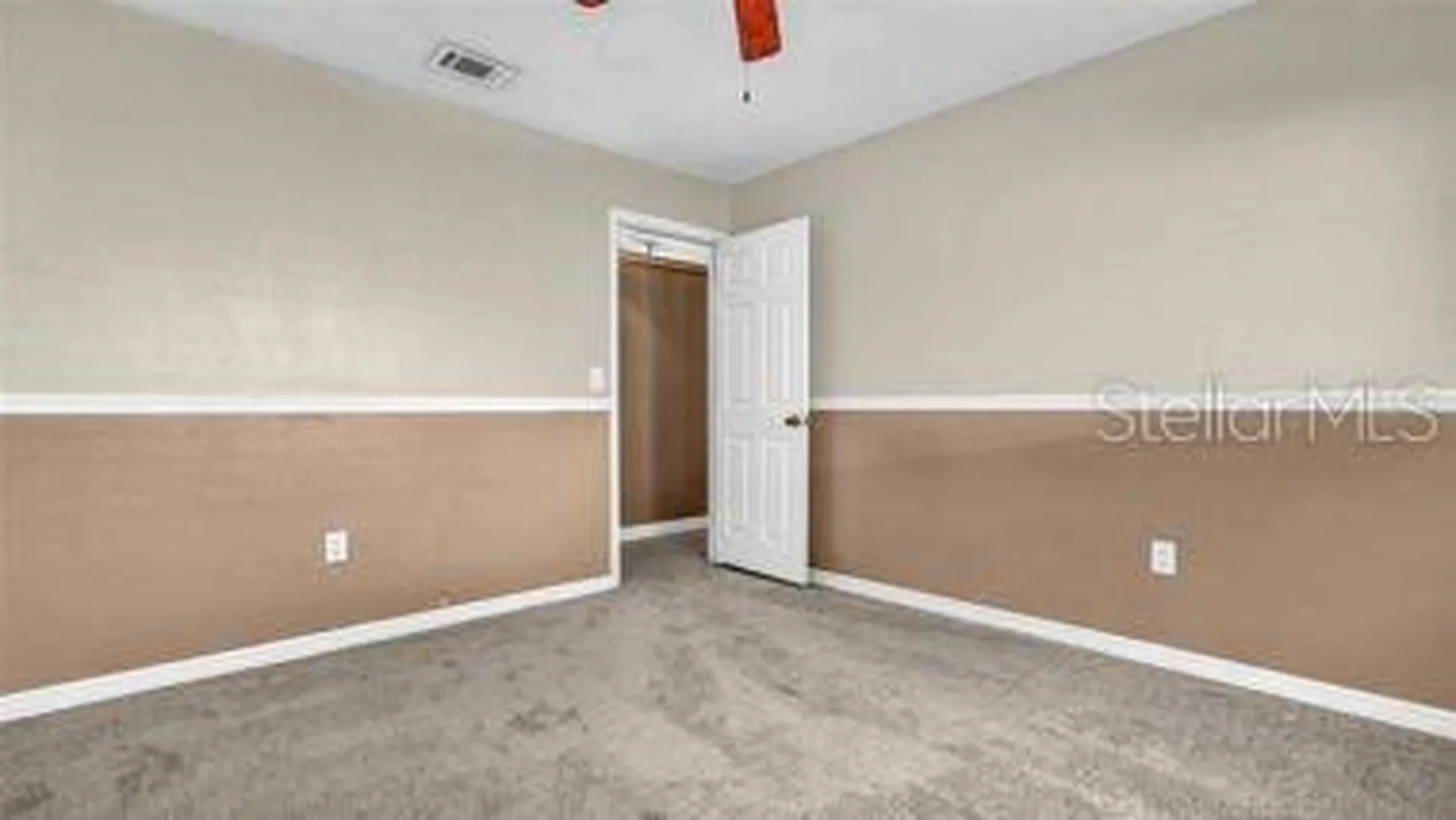 173 Foxcroft Dr E. Palm Harbor FL 34683