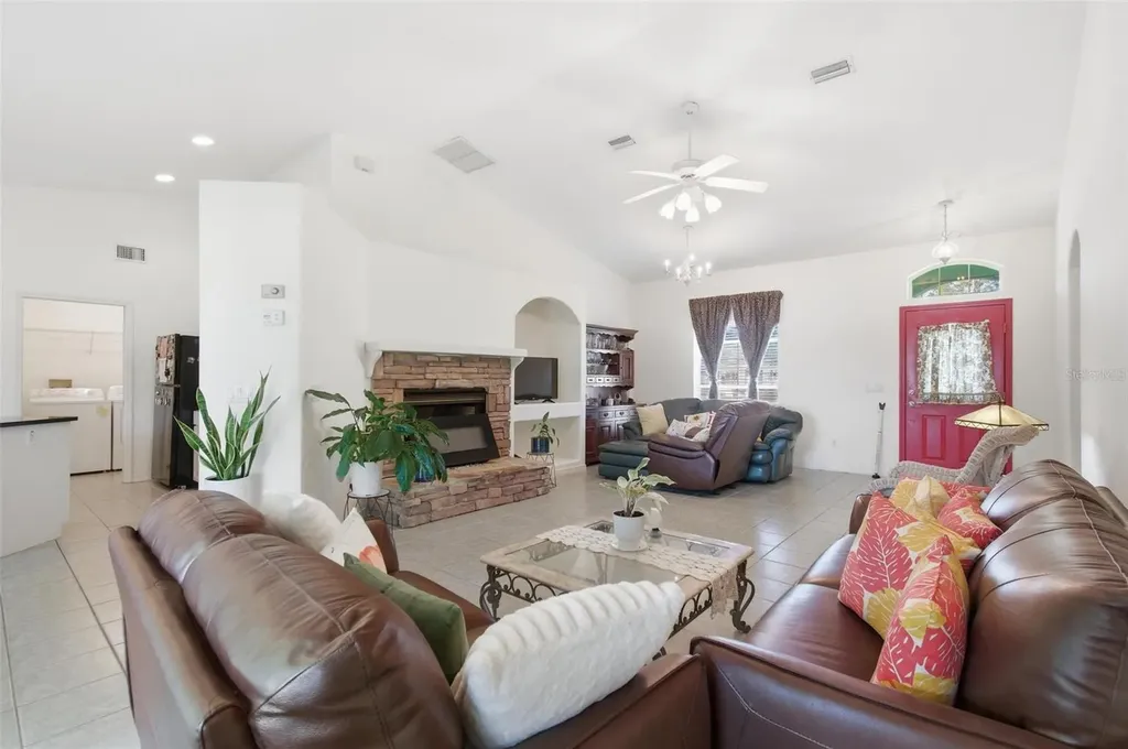 93 Covington Lane Palm Coast FL 32137
