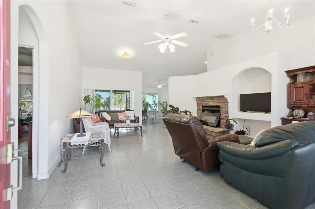 93 Covington Lane Palm Coast FL 32137
