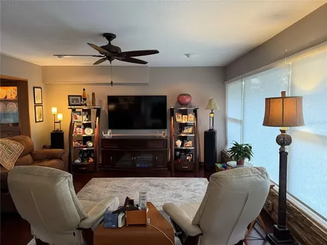 566 E Park Drive Largo FL 33771